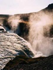 lt;lt; The Divine Do